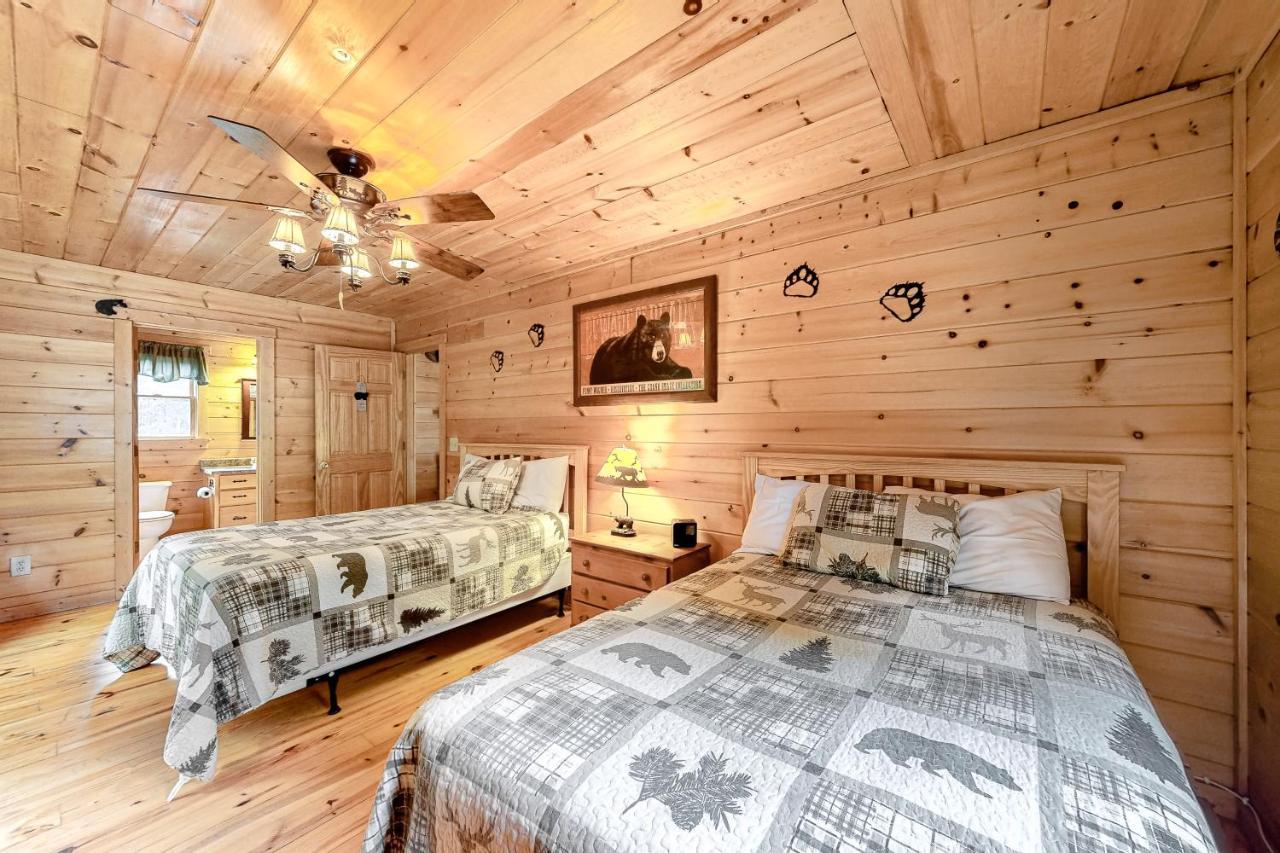 Bucky And Doe Doe'S Place Kiker Extérieur photo